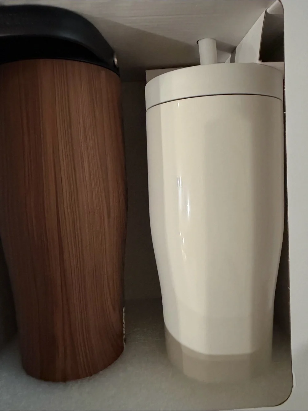 Corkcicle Leakproof hydration set wood color and white cup XL brown and white